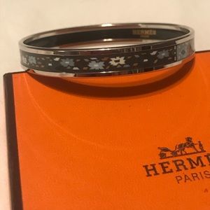 Narrow Hermes enamel bracelet- small